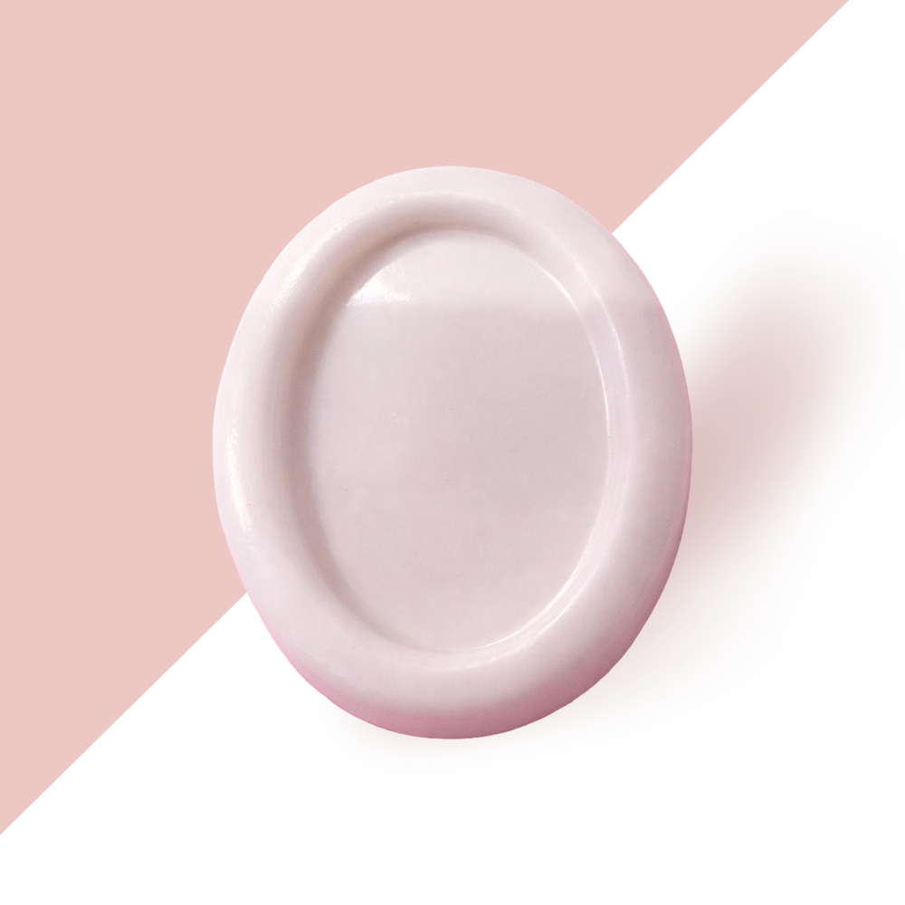 Jabón natural artesanal de coco hidratante hecho a mano
