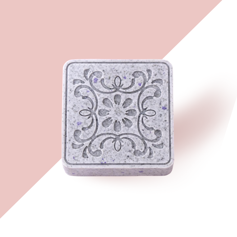 Jabón natural artesanal de lavanda relajante hecho a mano
