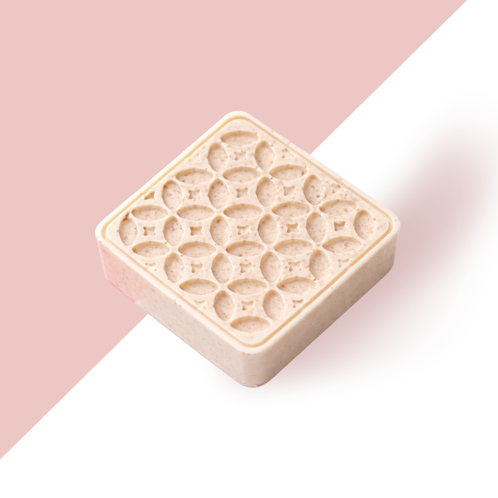 Jabón artesanal natural de miel y avena para piel seca
