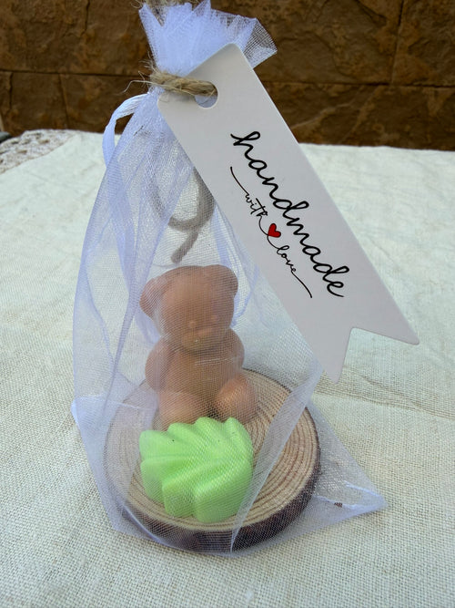 Jabón artesanal infantil con forma de osito natural
