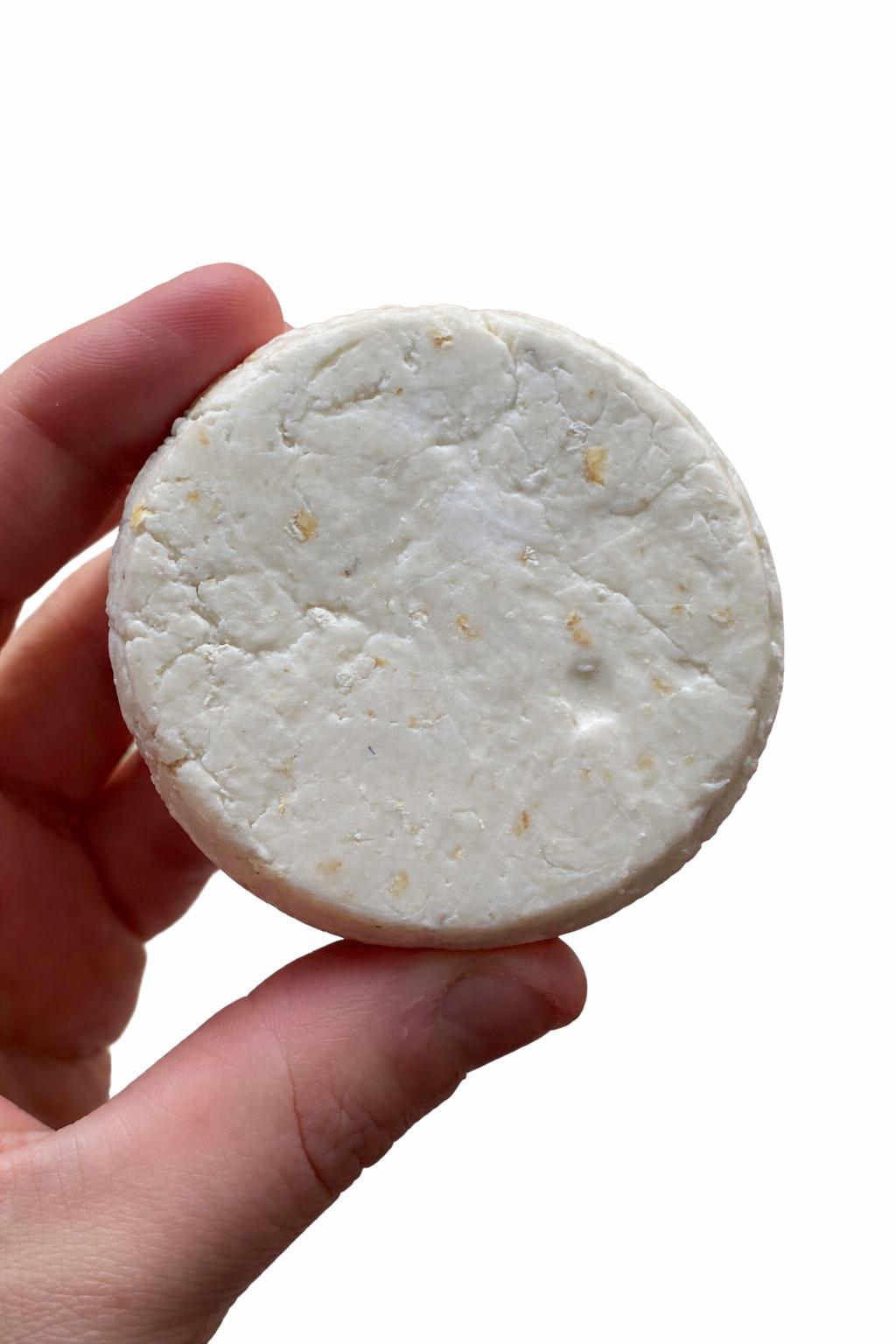 Champú sólido de avena para cabello sensible - Un detalle natural